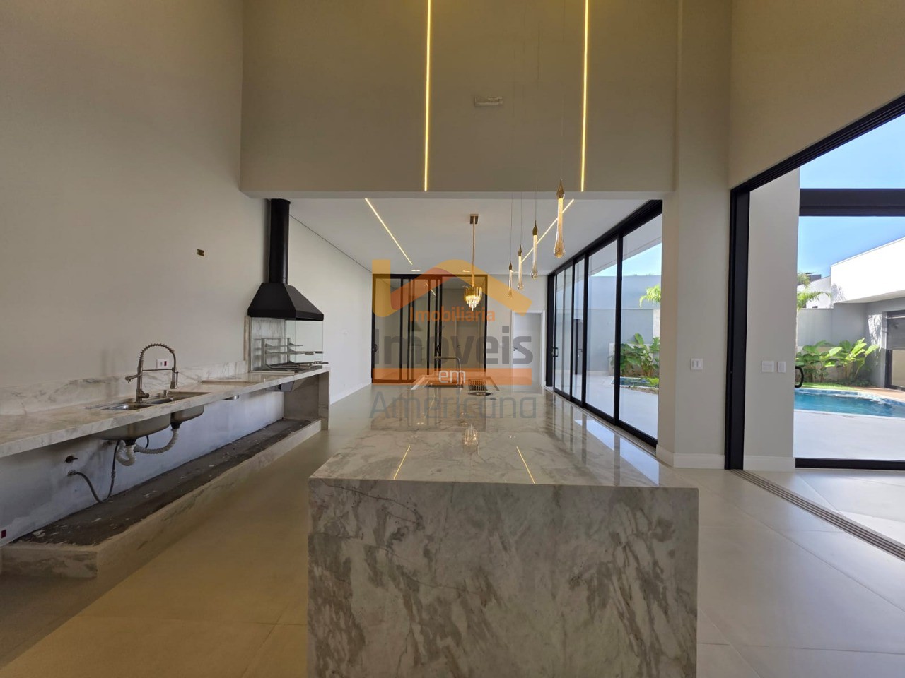 Casa de Condomínio à venda com 3 quartos, 313m² - Foto 13