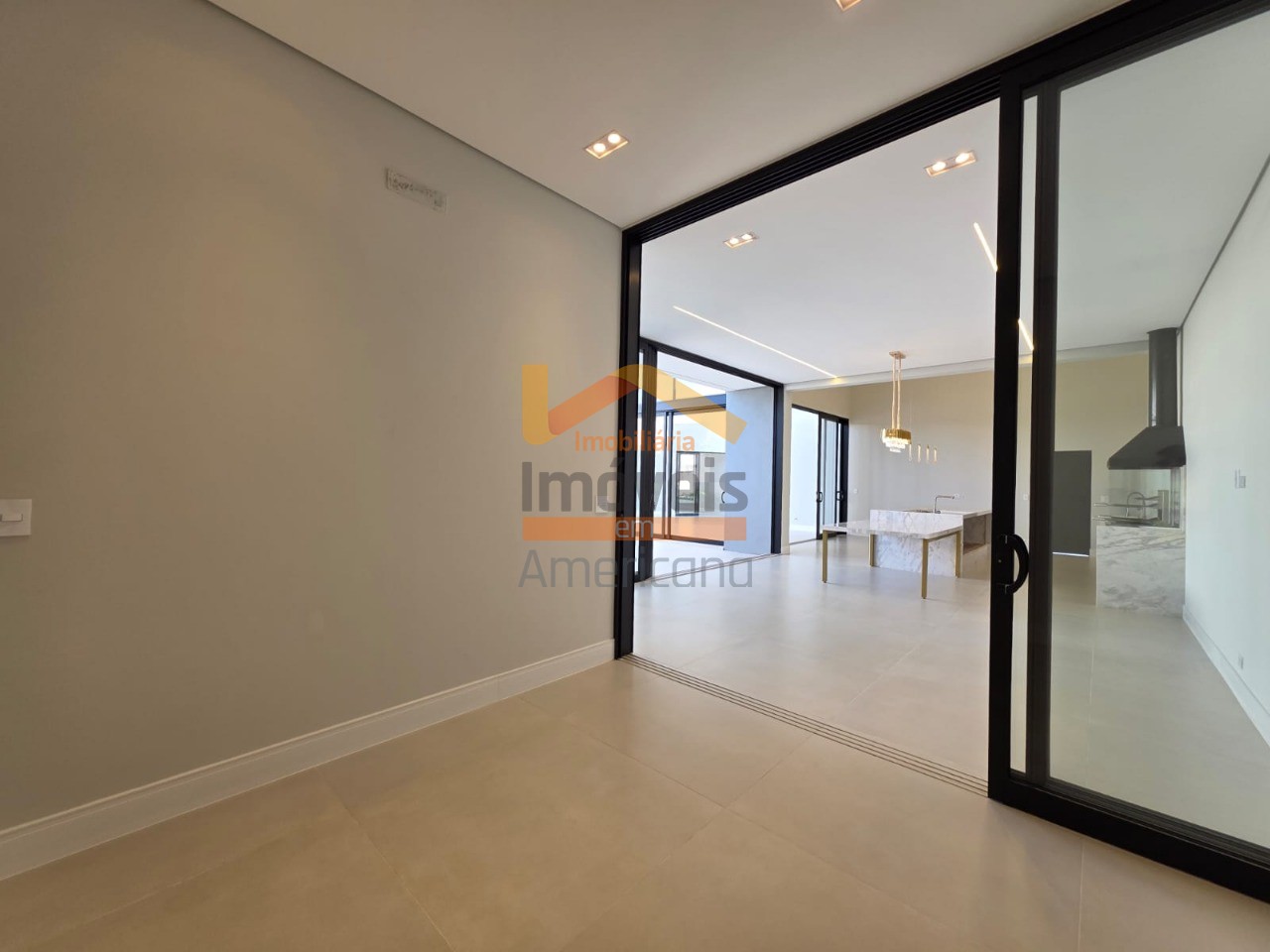 Casa de Condomínio à venda com 3 quartos, 313m² - Foto 21