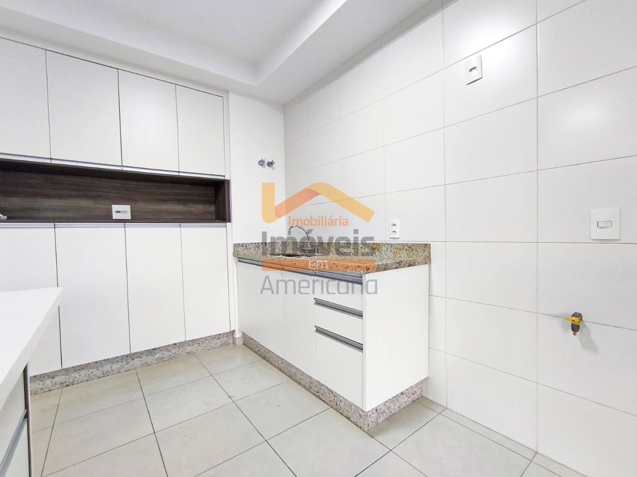Apartamento para alugar com 3 quartos, 121m² - Foto 7