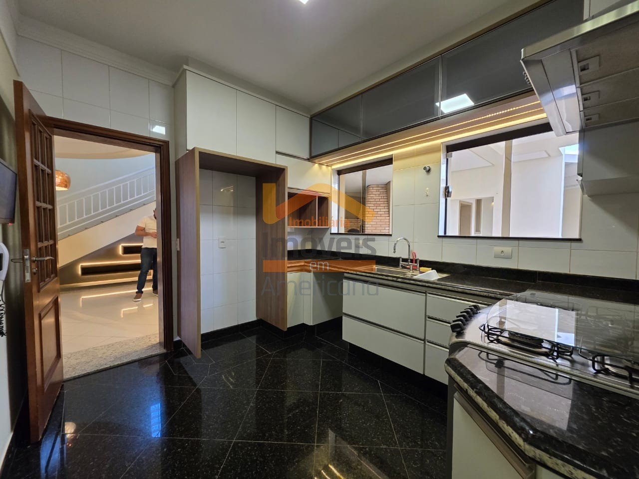 Sobrado, 3 quartos, 320 m² - Foto 18