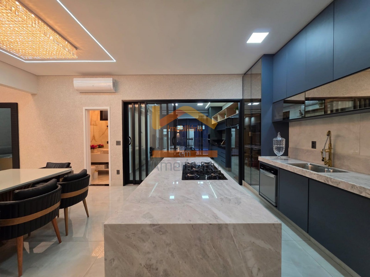 Casa de Condomínio à venda e aluguel com 3 quartos, 235m² - Foto 8