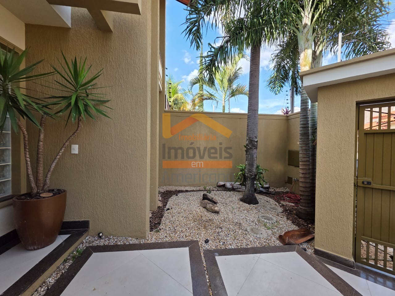 Sobrado, 3 quartos, 320 m² - Foto 13