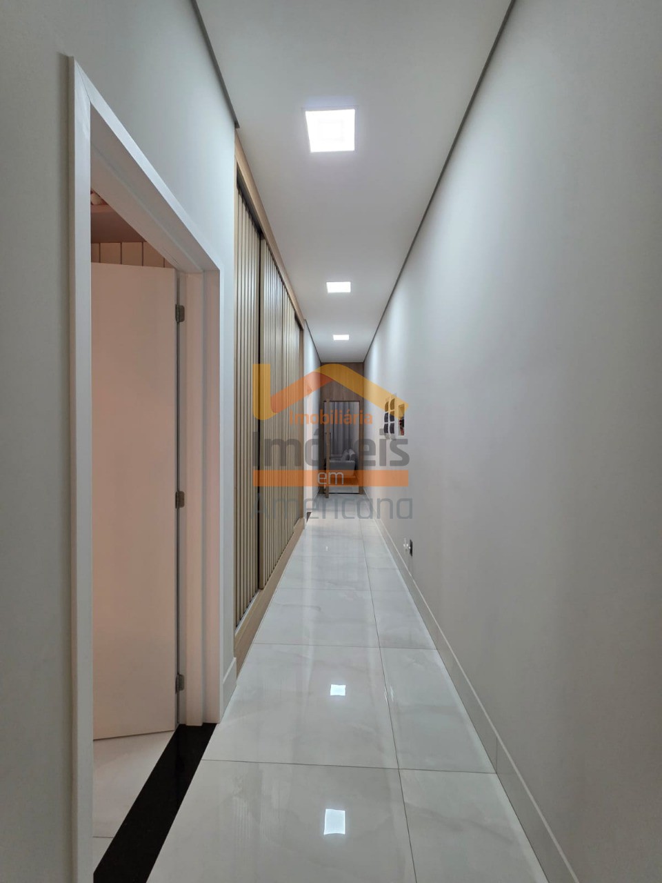 Casa de Condomínio à venda e aluguel com 3 quartos, 235m² - Foto 32