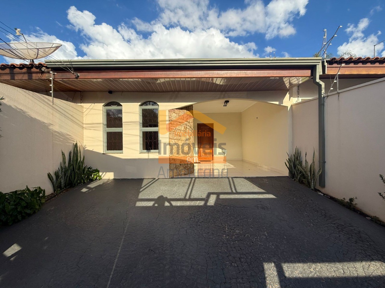 Casa, 3 quartos - Foto 2