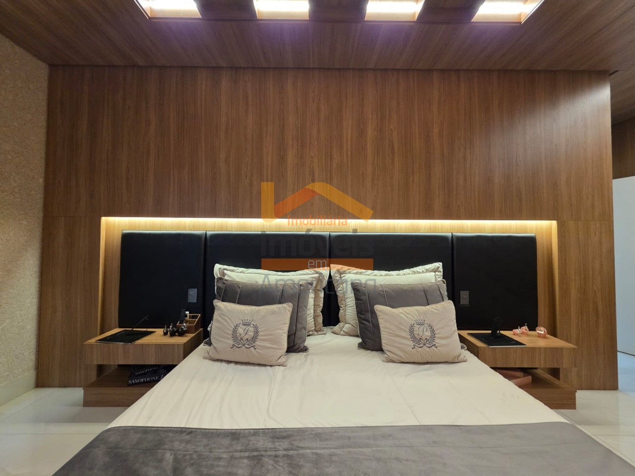 Casa de Condomínio à venda e aluguel com 3 quartos, 235m² - Foto 45