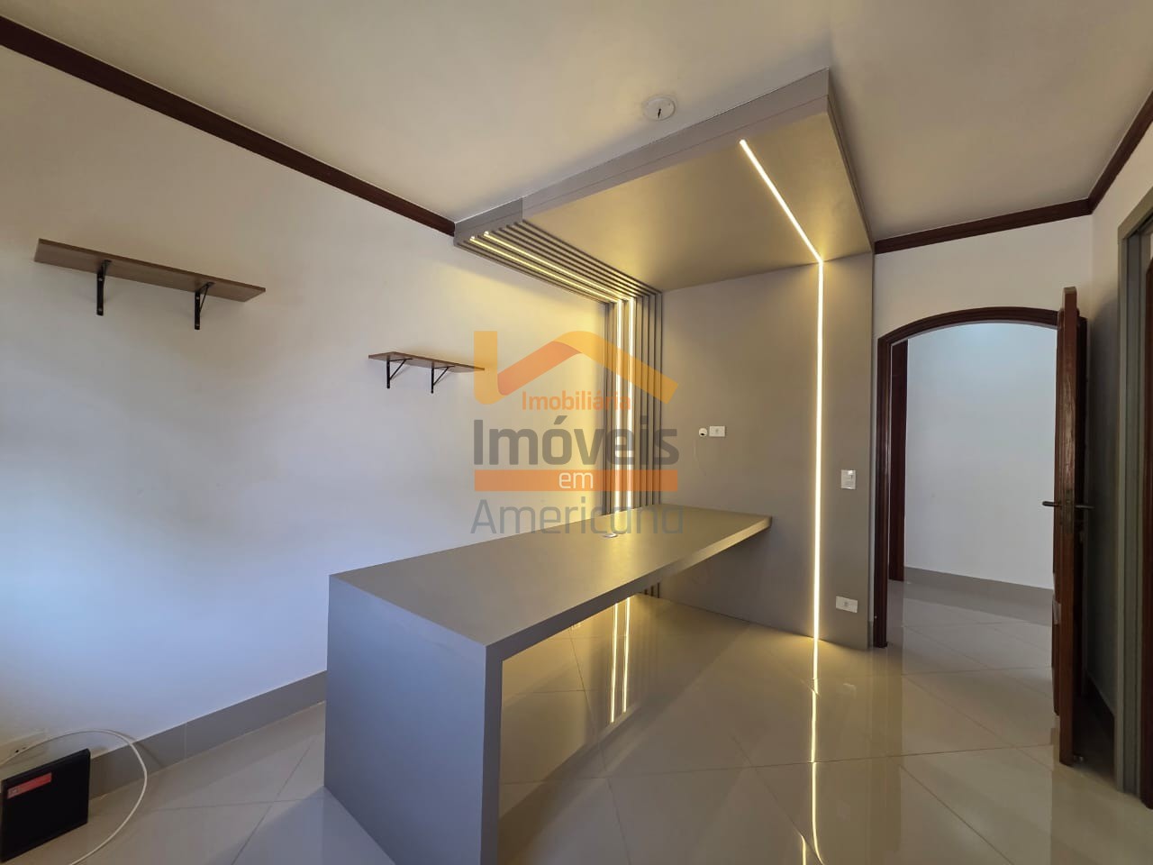Casa para alugar com 3 quartos, 330m² - Foto 52