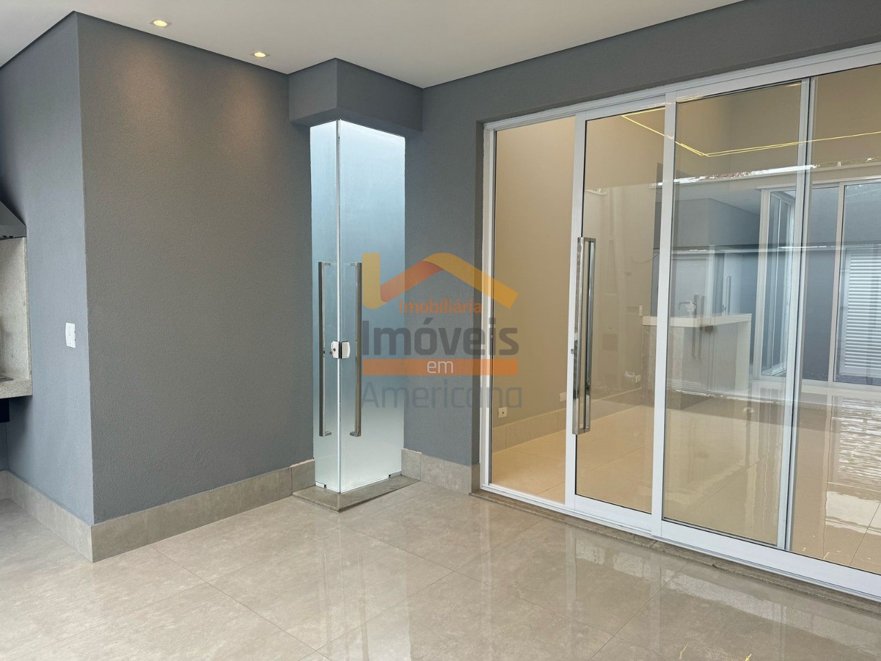 Casa à venda com 3 quartos, 121m² - Foto 9