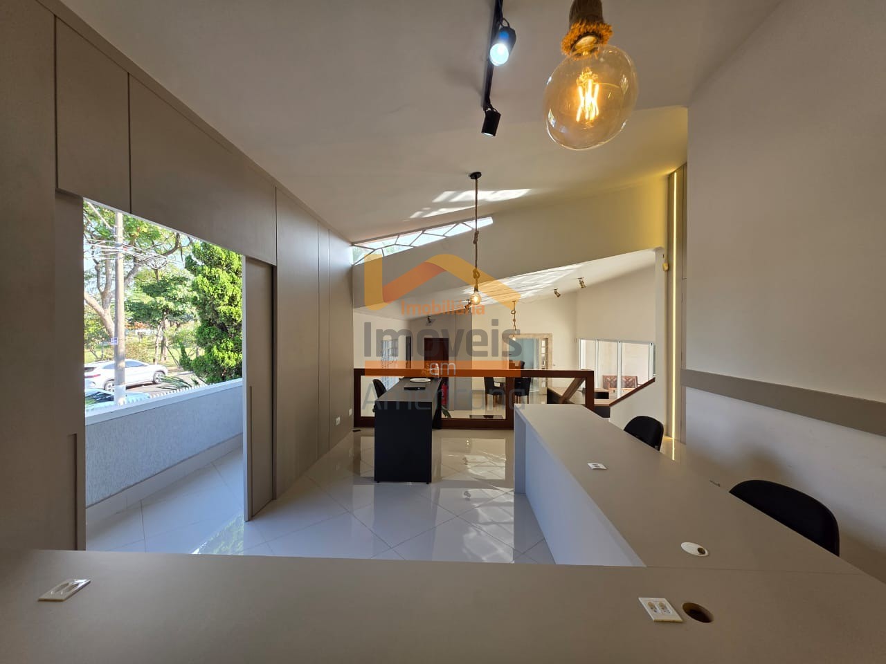 Casa para alugar com 3 quartos, 330m² - Foto 30
