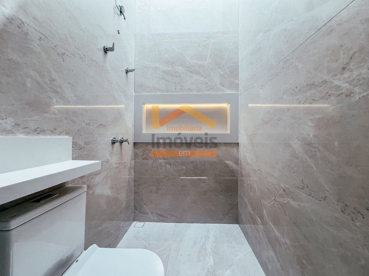 Casa à venda com 3 quartos, 121m² - Foto 15