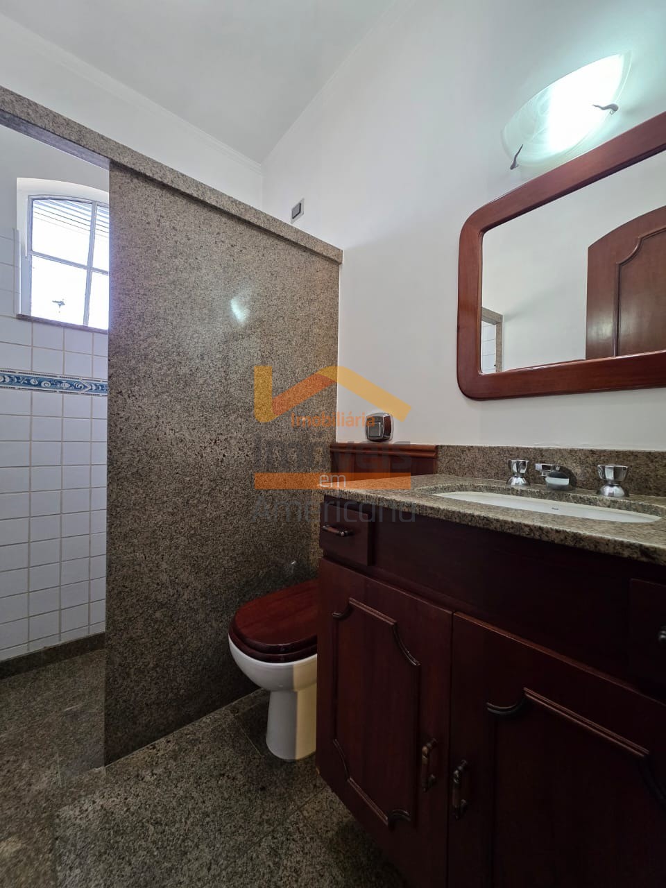 Casa para alugar com 3 quartos, 330m² - Foto 59