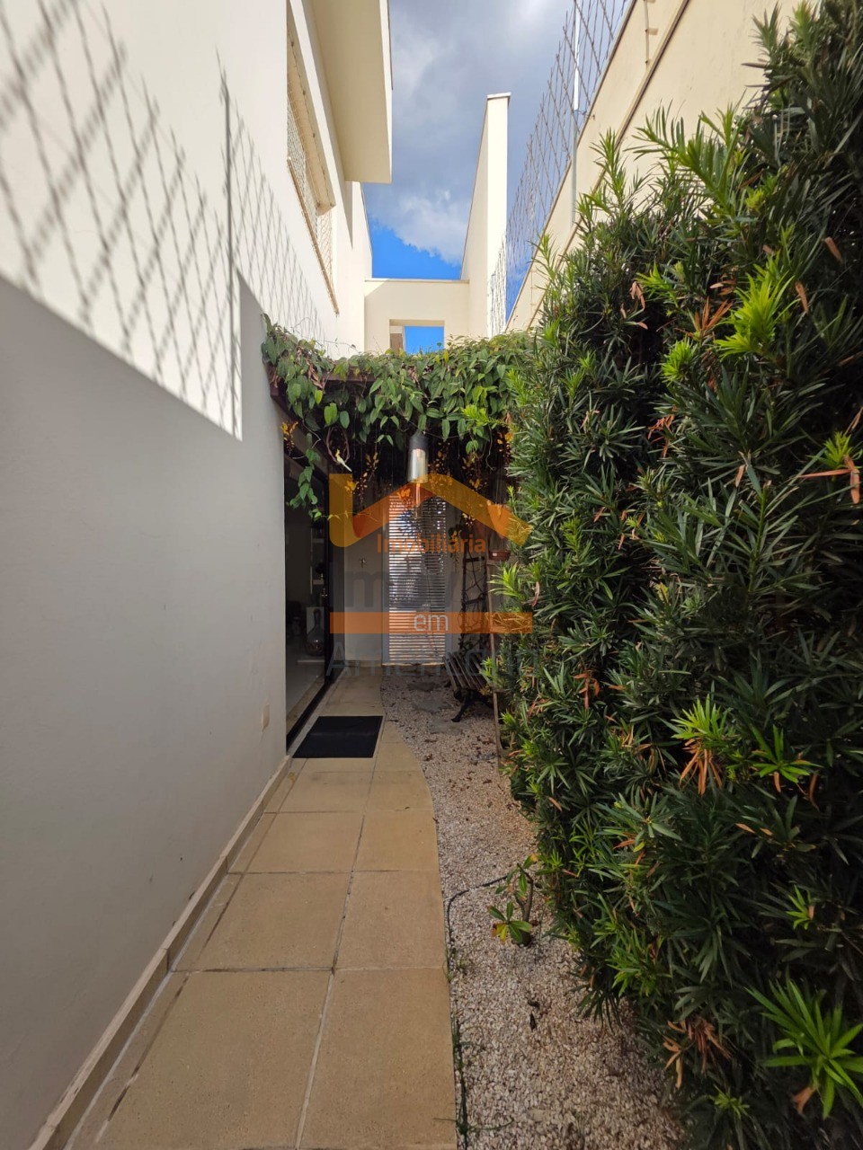 Sobrado à venda com 2 quartos, 275m² - Foto 8
