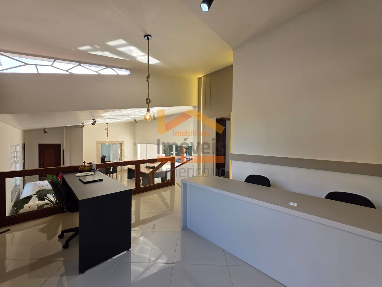 Casa para alugar com 3 quartos, 330m² - Foto 32