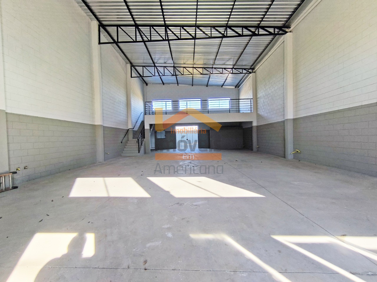 Loja-Salão à venda e aluguel, 288m² - Foto 1
