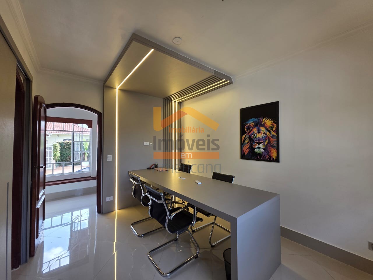 Casa para alugar com 3 quartos, 330m² - Foto 49