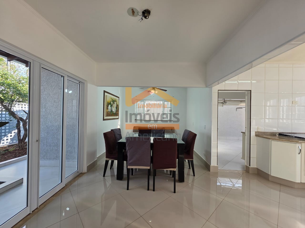 Casa para alugar com 3 quartos, 330m² - Foto 38