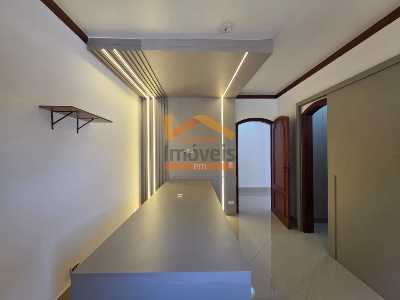 Casa para alugar com 3 quartos, 330m² - Foto 51