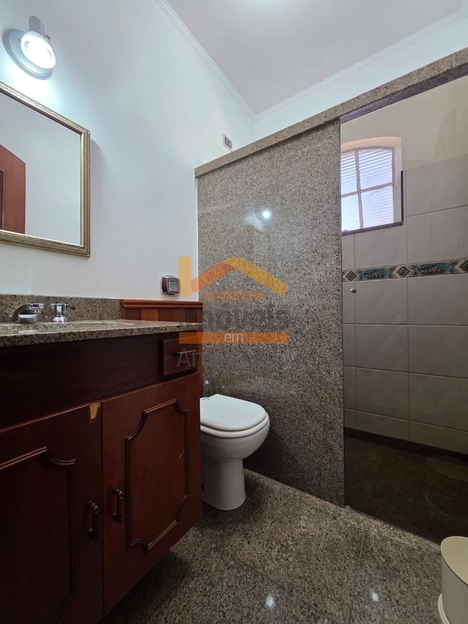 Casa para alugar com 3 quartos, 330m² - Foto 60