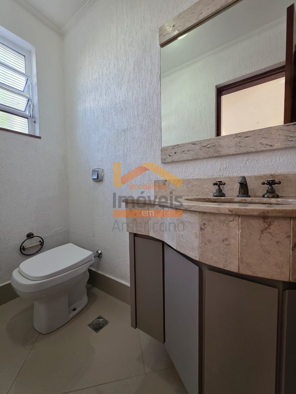 Casa para alugar com 3 quartos, 330m² - Foto 53