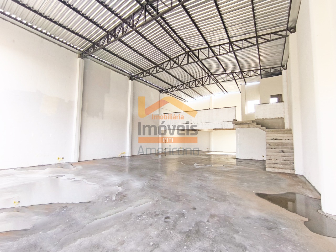 Loja-Salão para alugar, 250m² - Foto 1