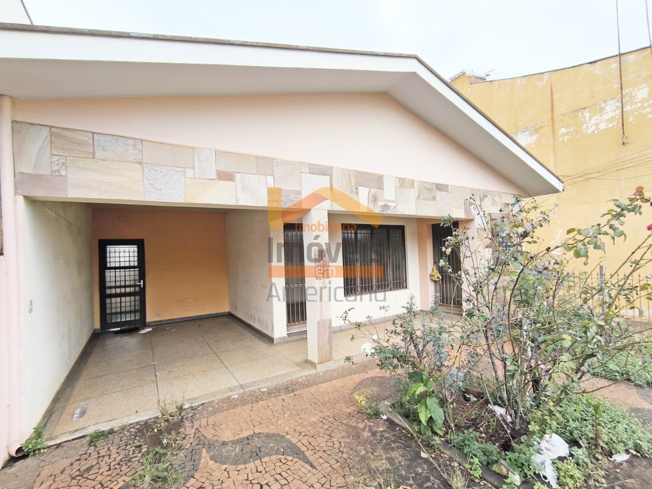 Prédio Inteiro - Foto 1