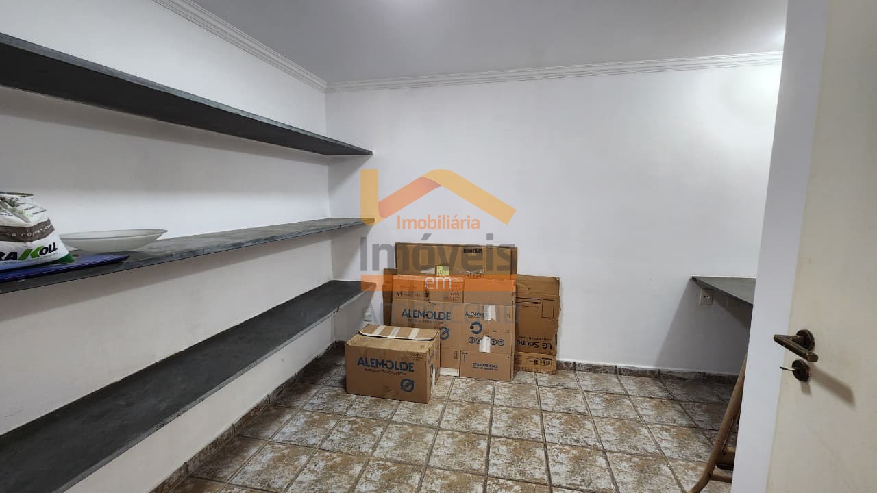 Casa, 3 quartos, 206 m² - Foto 24