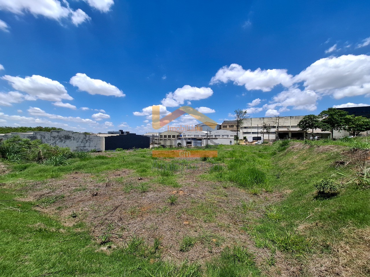 Loteamento e Condomínio - Foto 10