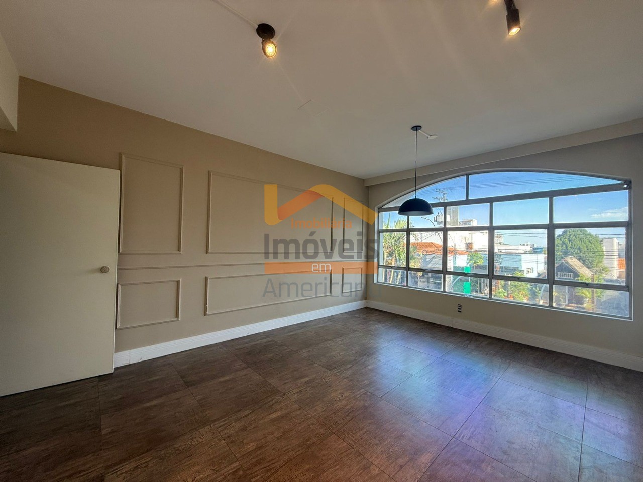 Sala-Conjunto, 94 m² - Foto 1