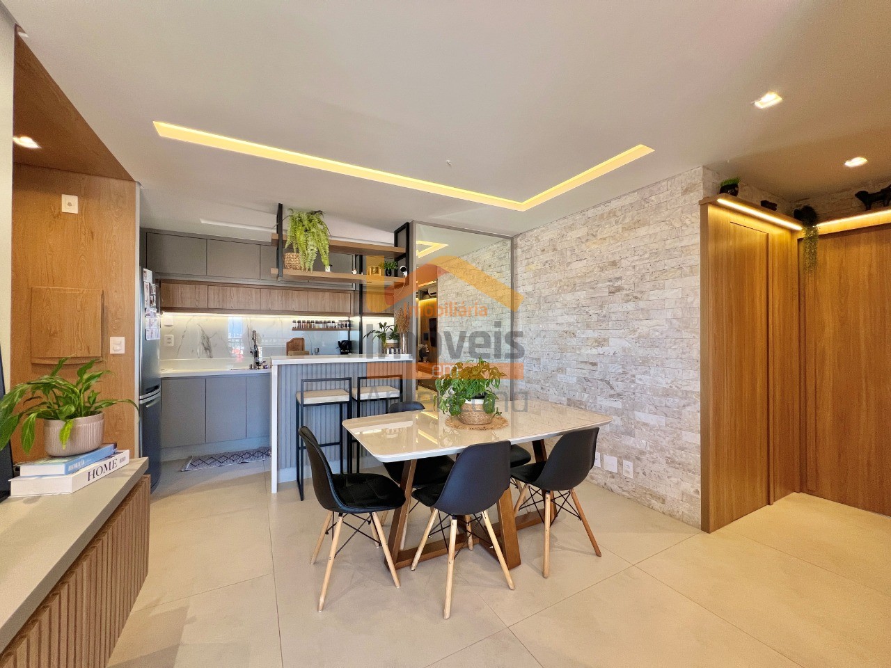 Apartamento, 2 quartos, 70 m² - Foto 2