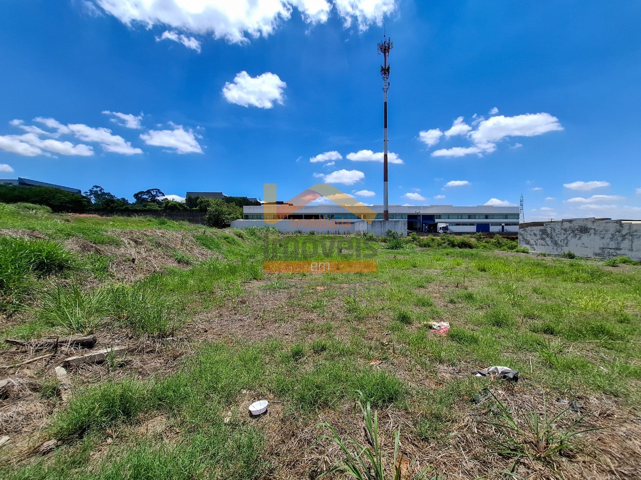 Loteamento e Condomínio - Foto 1