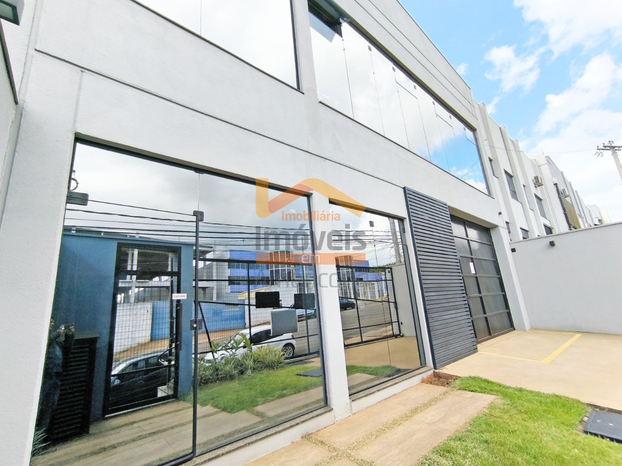 Loja-Salão, 489 m² - Foto 1