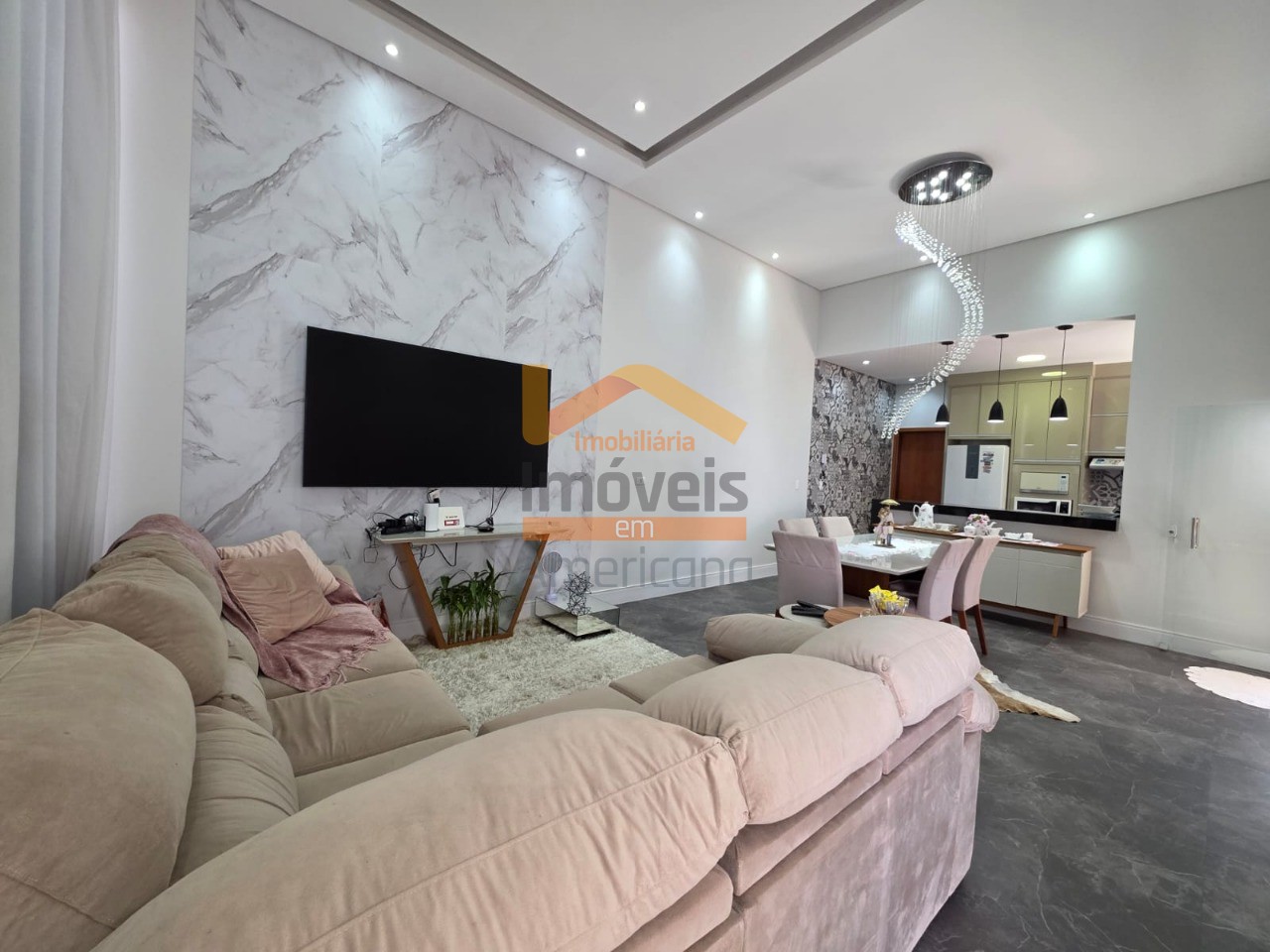 Casa, 3 quartos, 168 m² - Foto 1