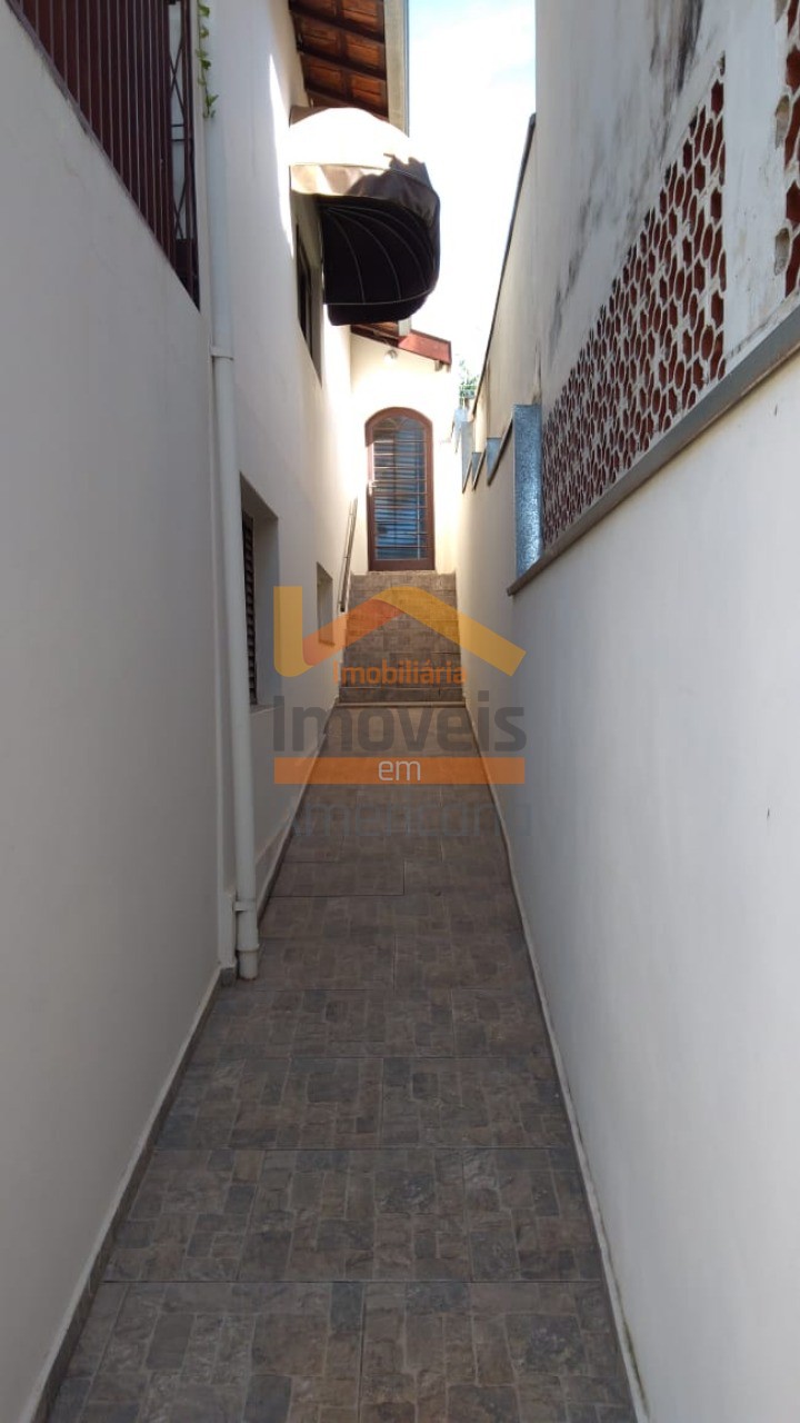 Casa, 3 quartos, 229 m² - Foto 3