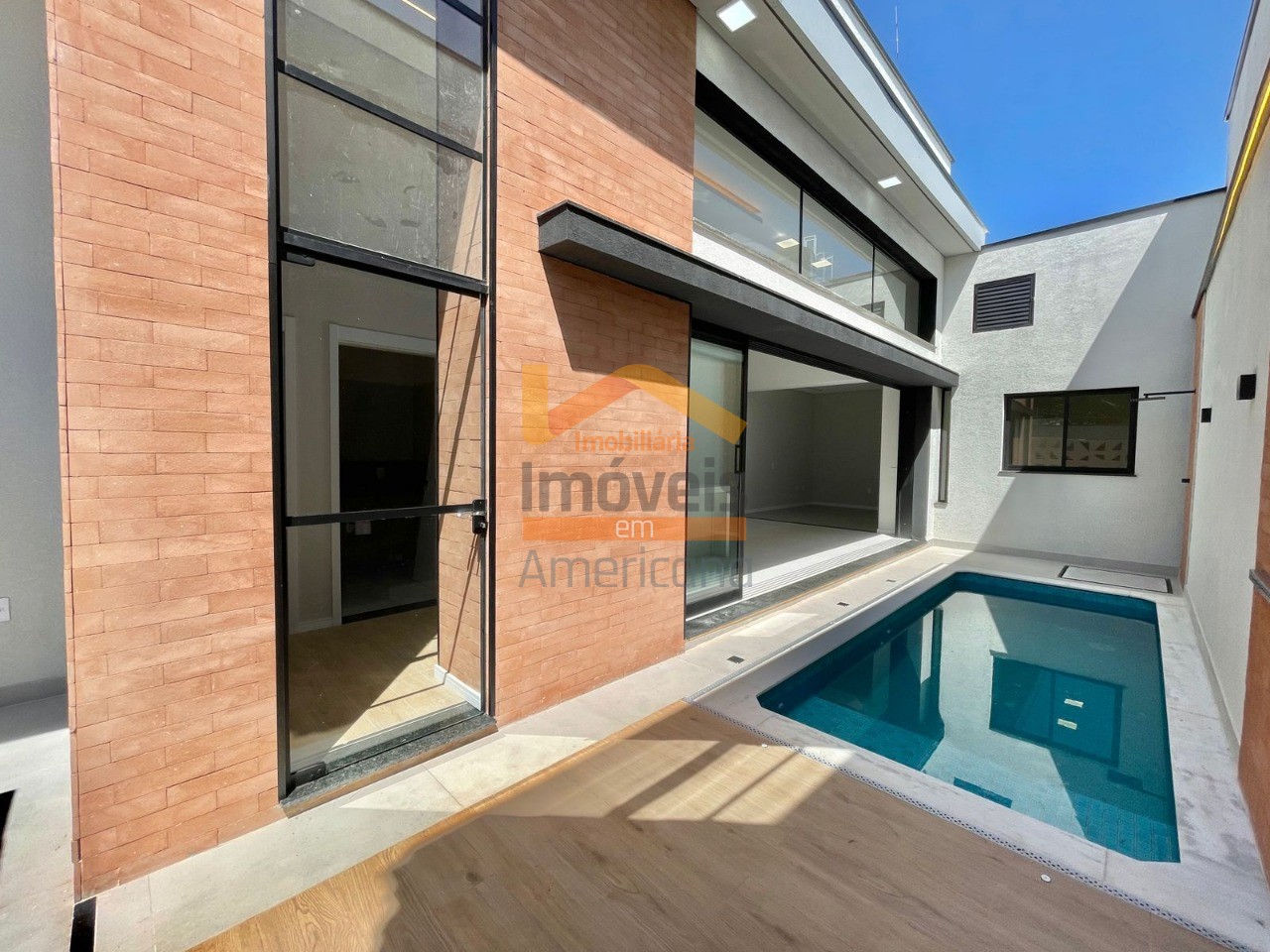 Casa, 3 quartos, 180 m² - Foto 1