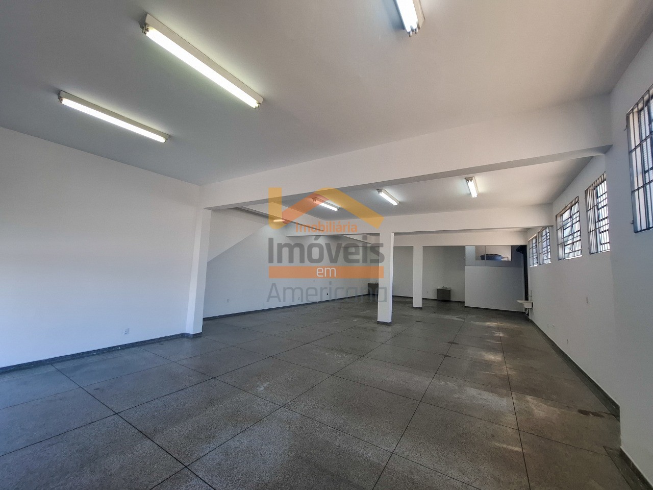 Loja-Salão, 207 m² - Foto 1