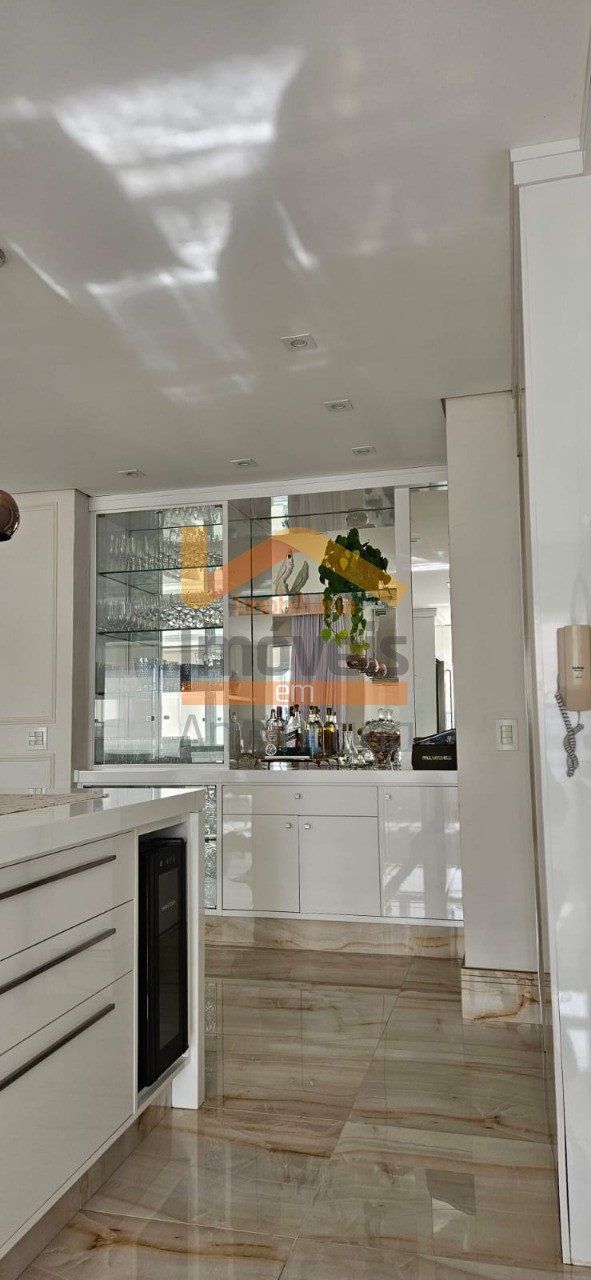 Apartamento, 3 quartos, 153 m² - Foto 2