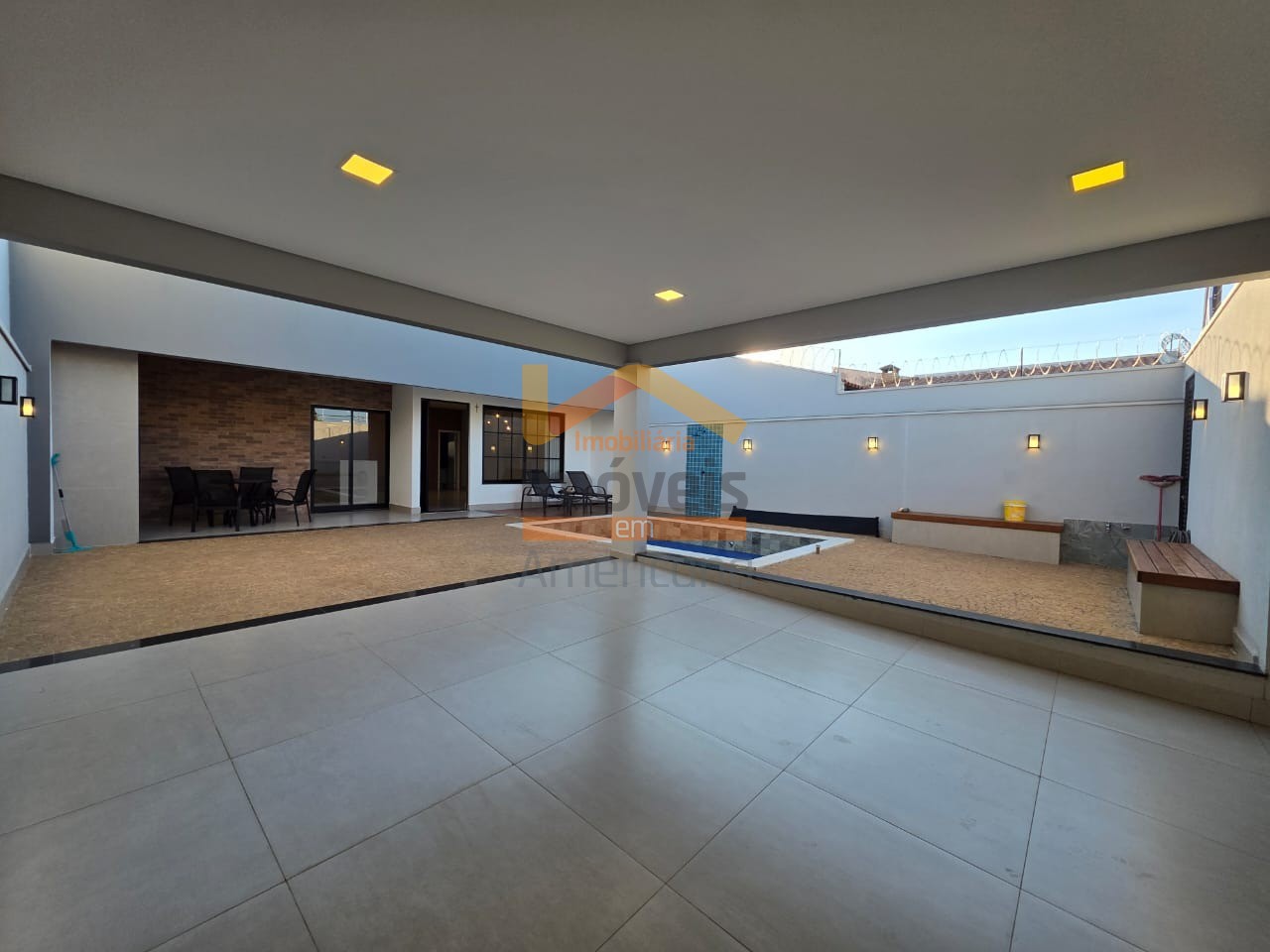 Casa, 2 quartos, 167 m² - Foto 2