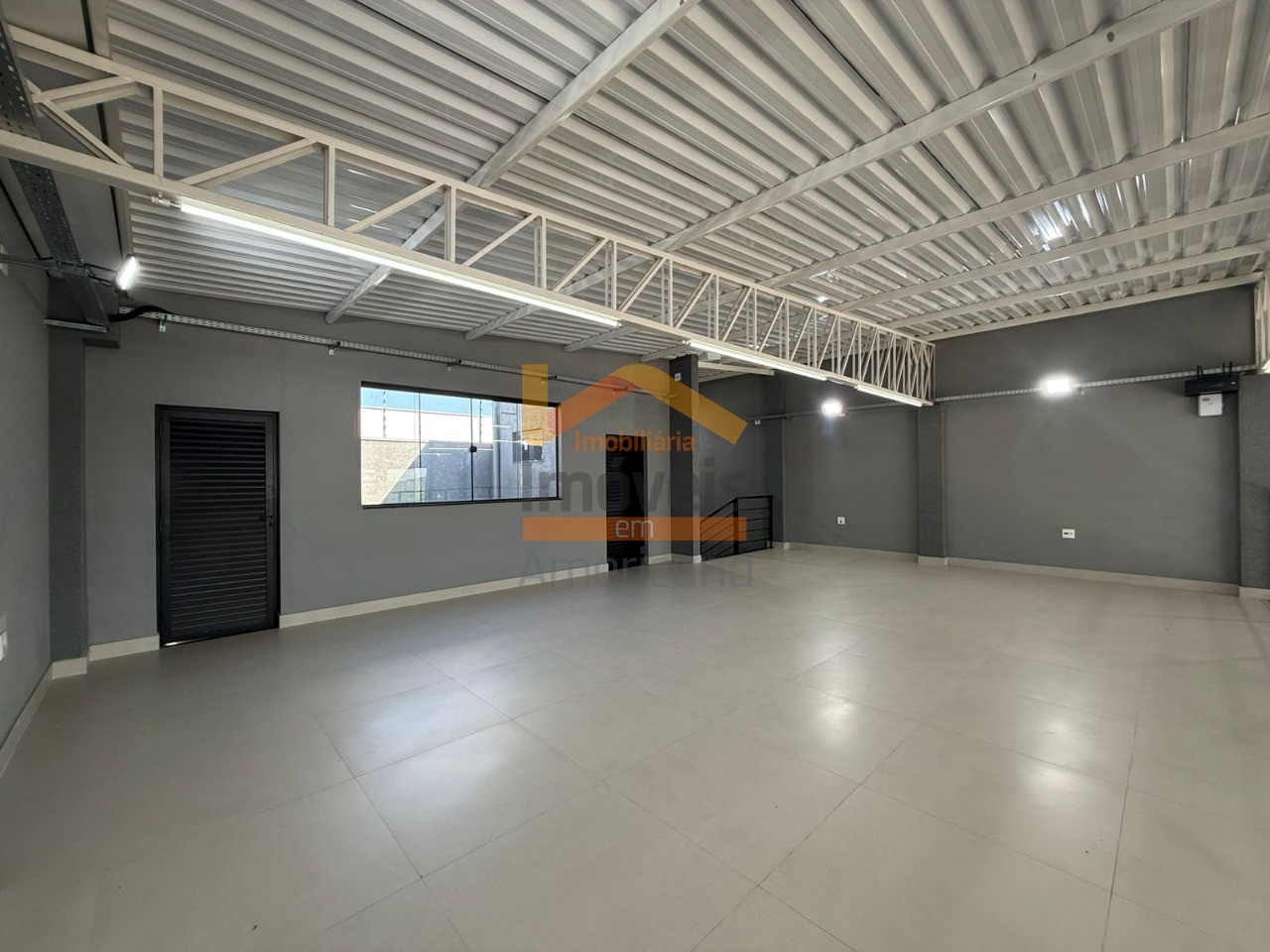Loja-Salão, 260 m² - Foto 2