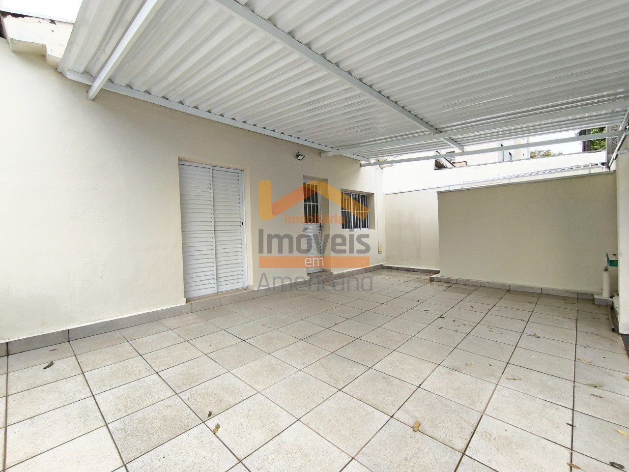 Casa, 5 quartos, 187 m² - Foto 1