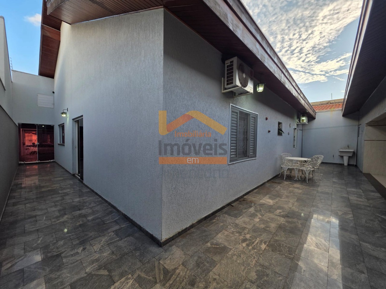 Casa, 3 quartos, 237 m² - Foto 23