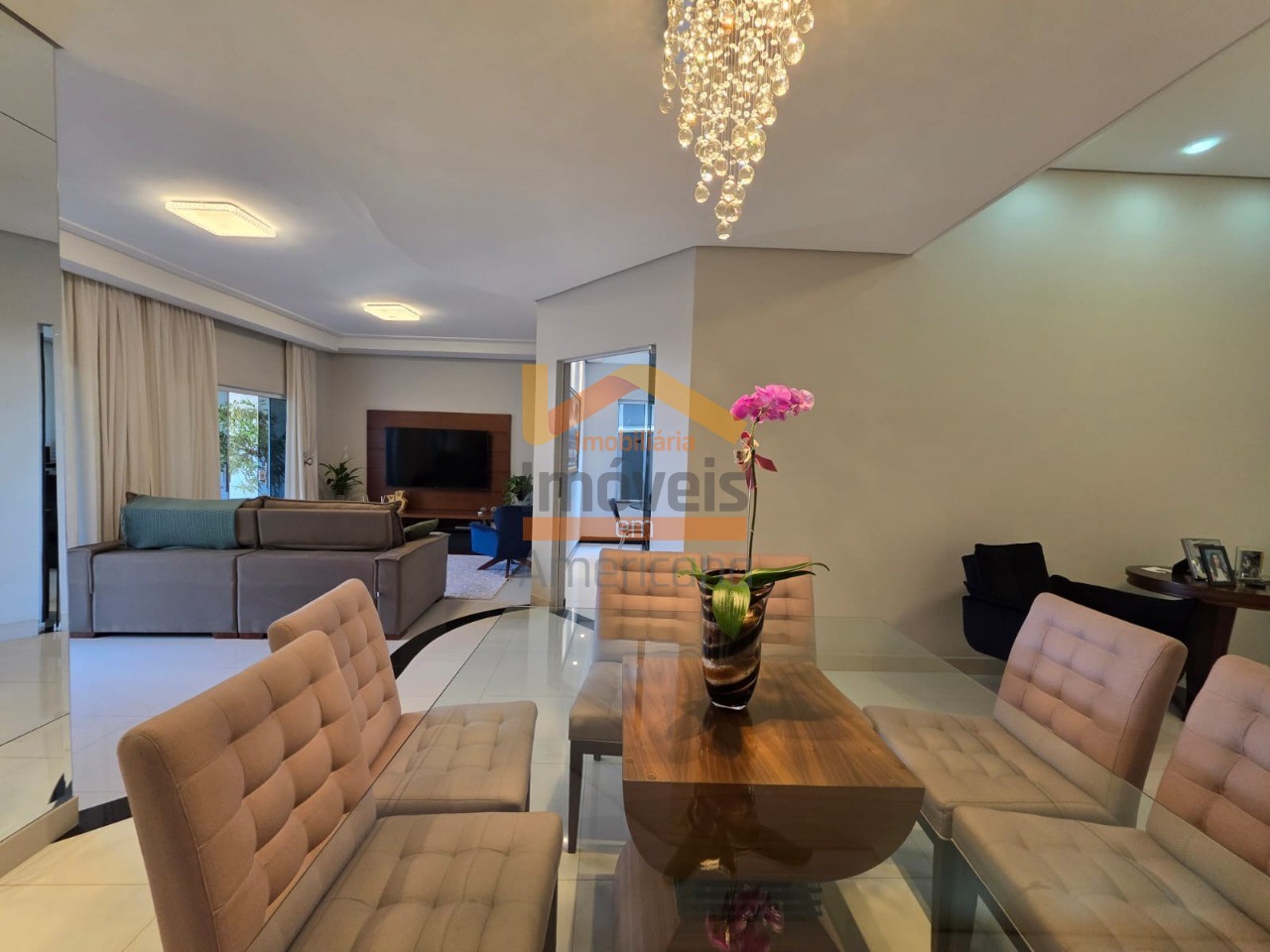 Casa, 3 quartos, 270 m² - Foto 4