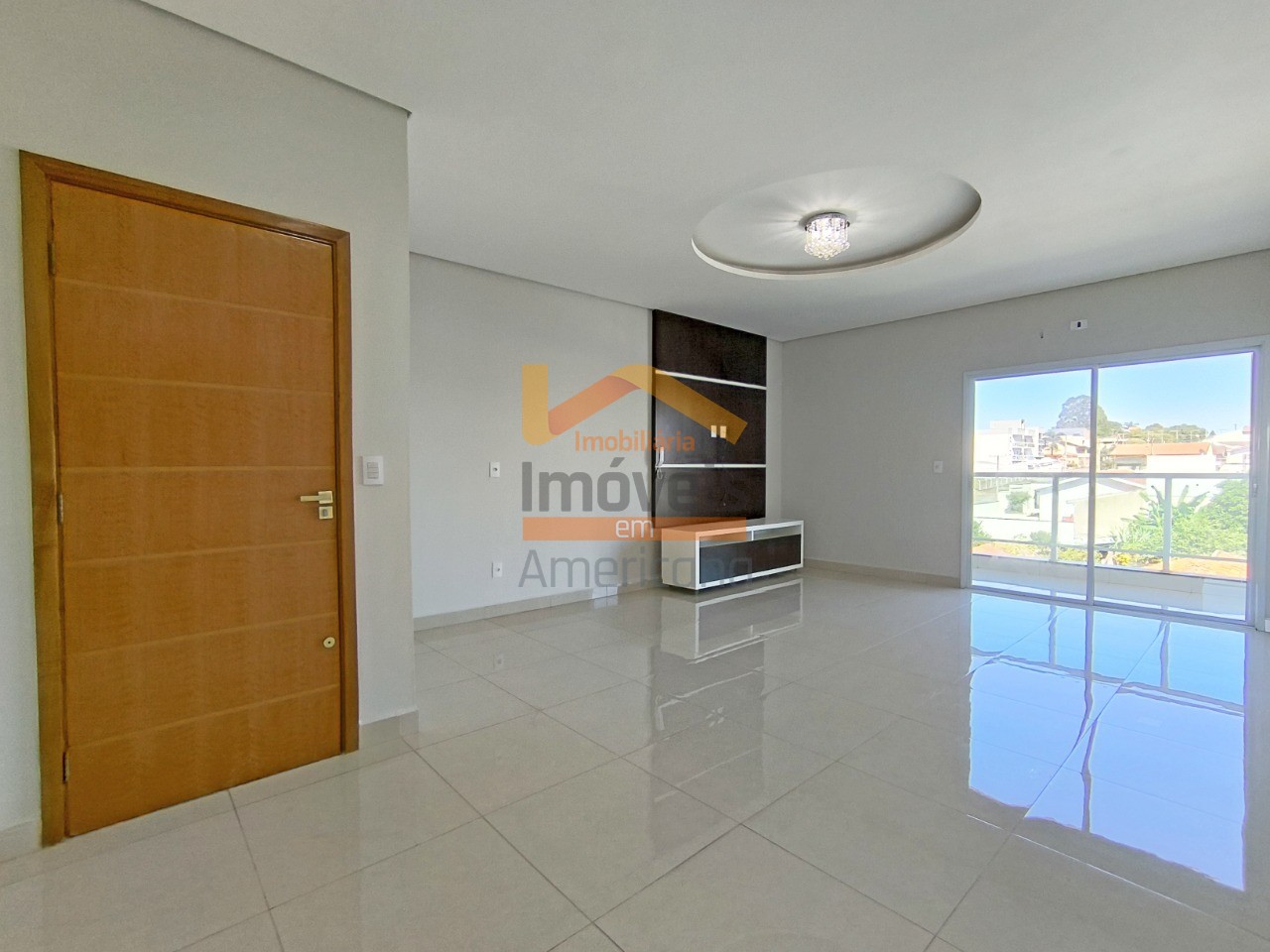 Apartamento, 3 quartos, 100 m² - Foto 1