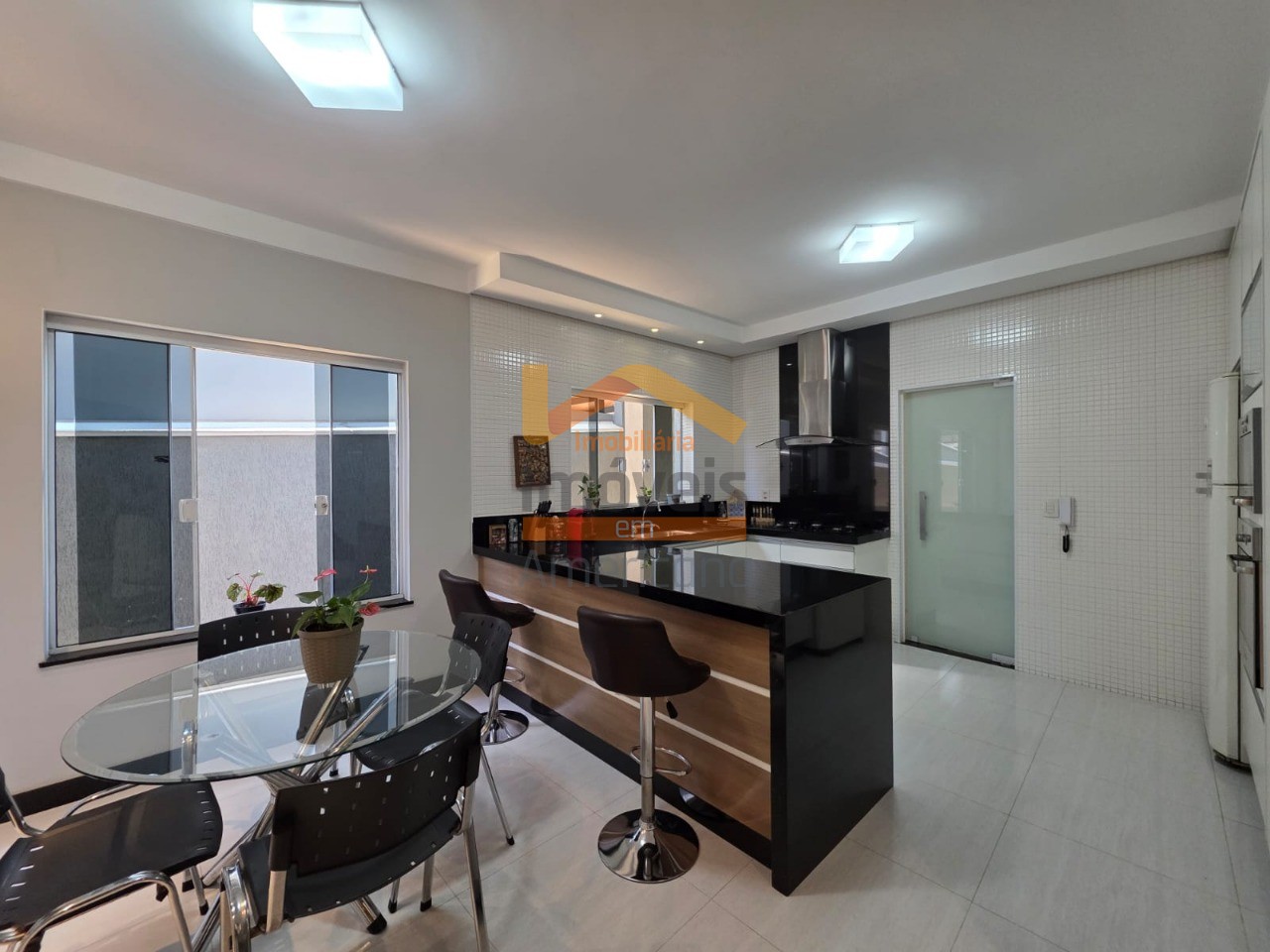 Casa, 3 quartos, 270 m² - Foto 22