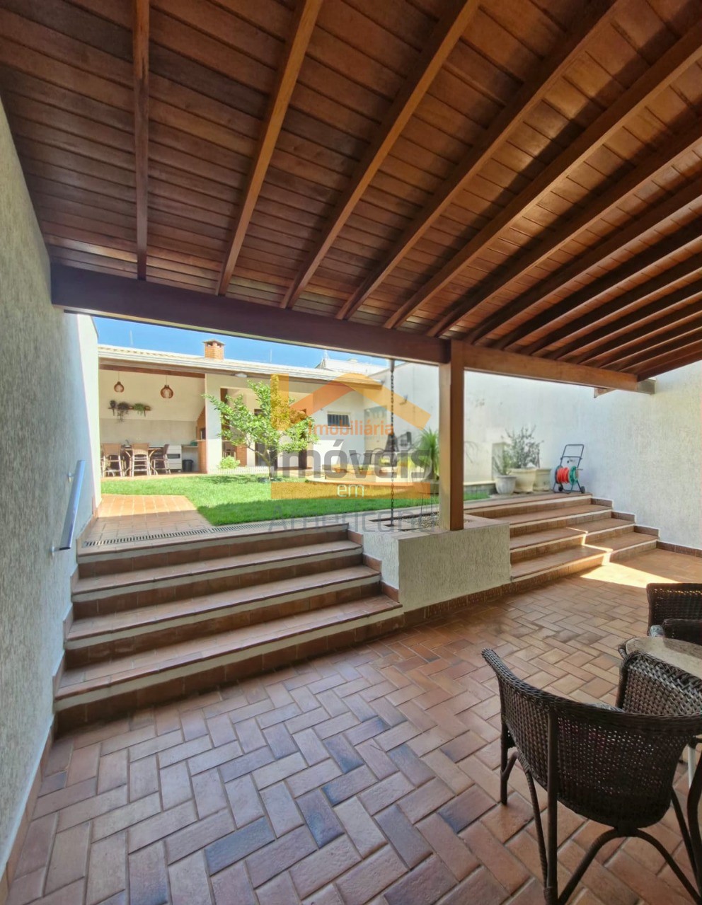 Sobrado, 4 quartos, 341 m² - Foto 2