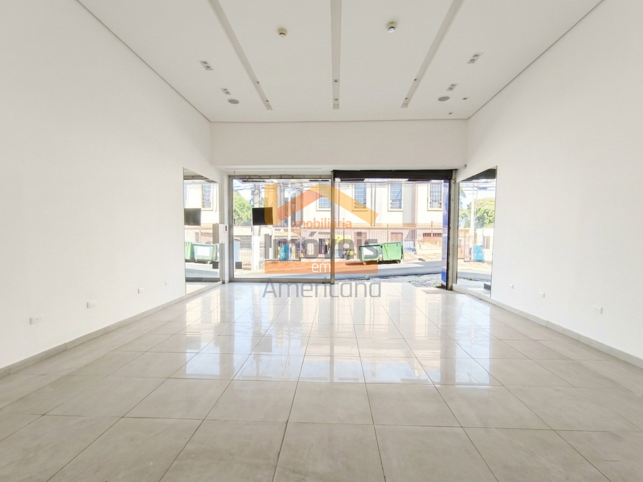 Loja-Salão, 83 m² - Foto 1