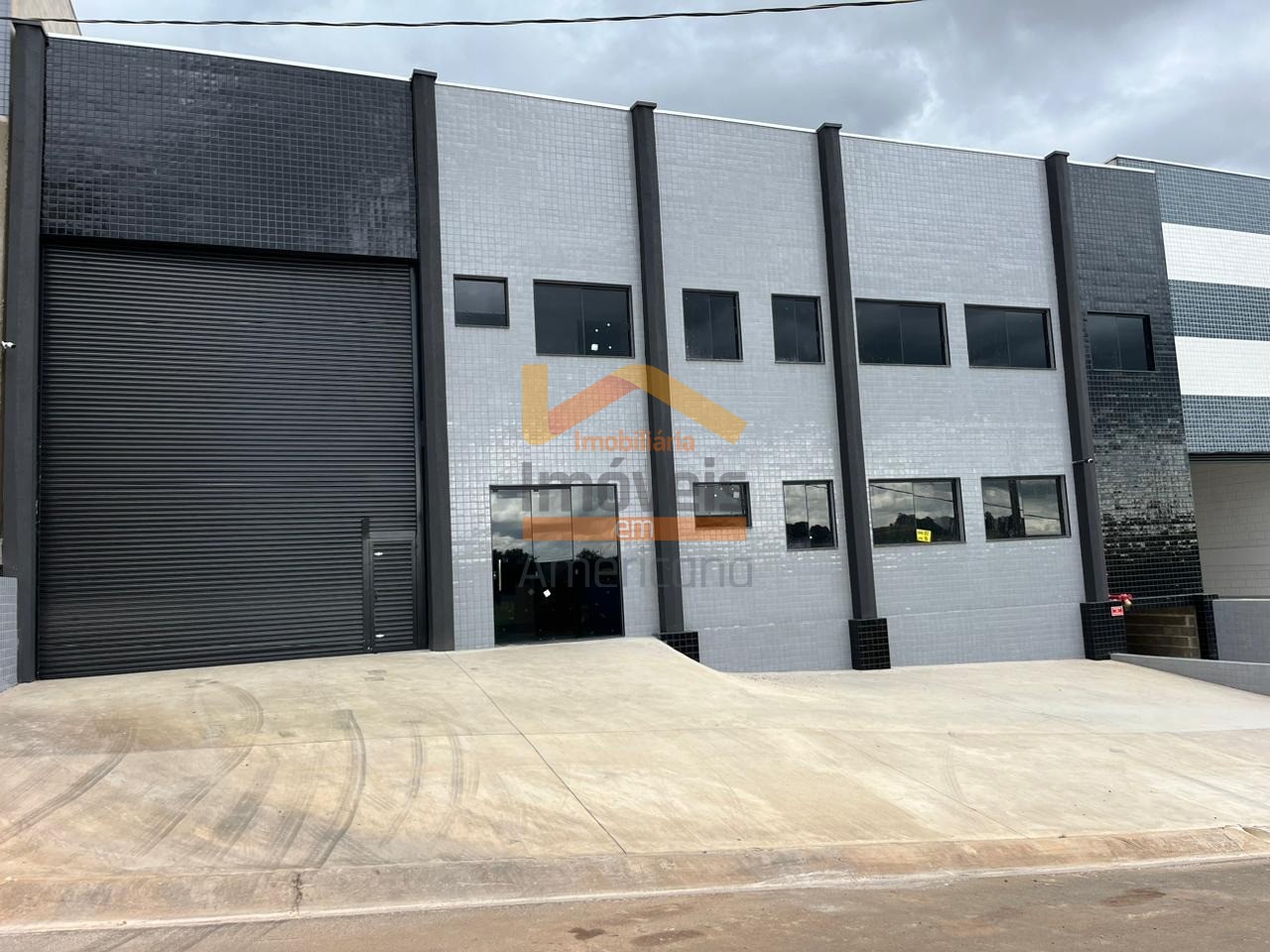 Depósito-Galpão, 850 m² - Foto 1