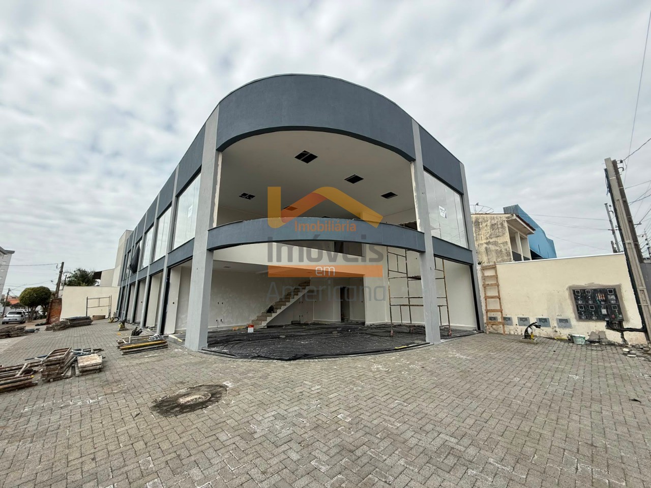 Loja-Salão, 128 m² - Foto 1