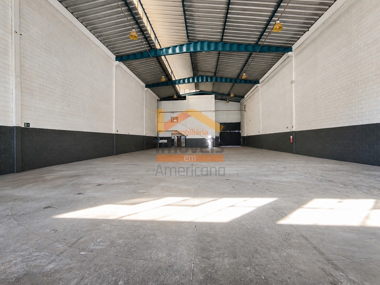 Depósito-Galpão, 750 m² - Foto 2