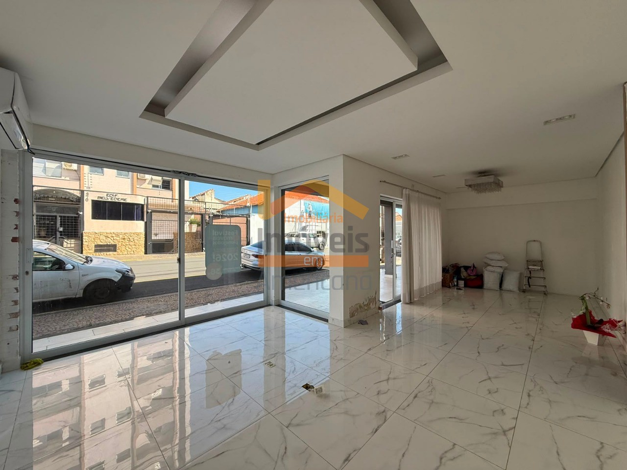 Sala-Conjunto, 150 m² - Foto 1