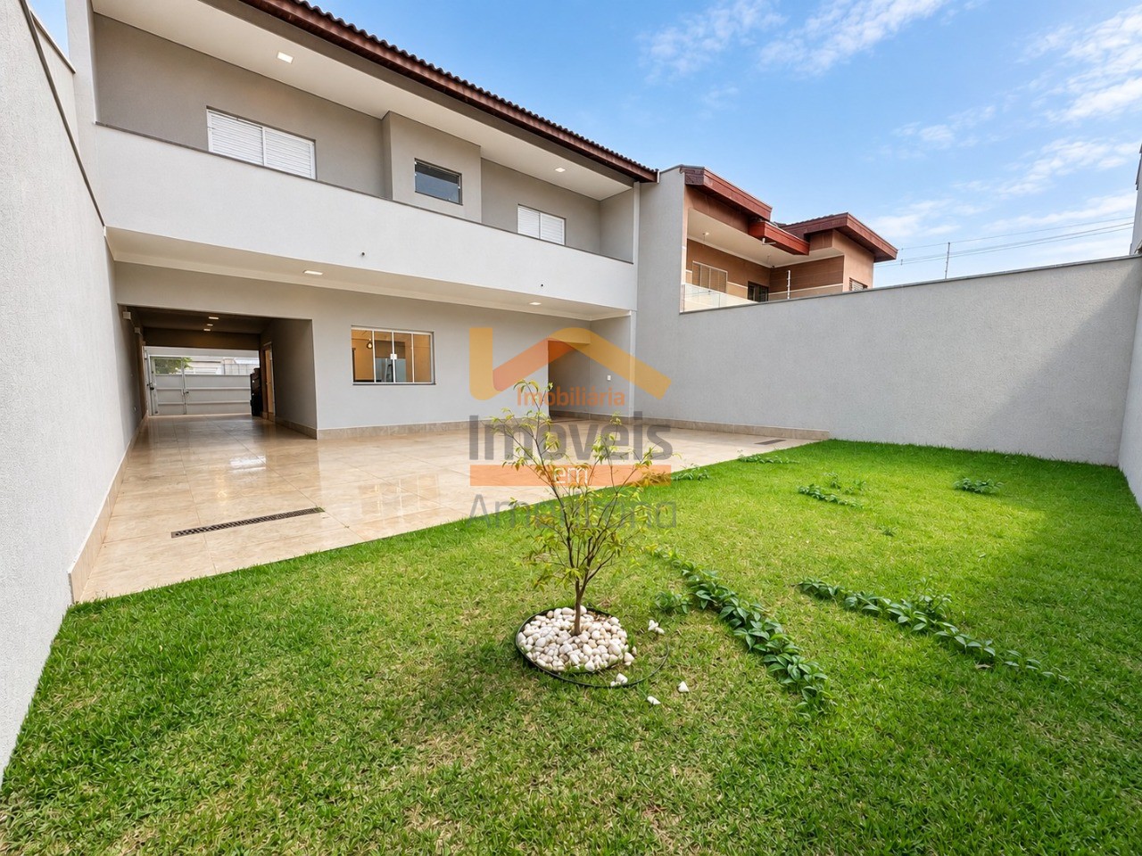 Sobrado, 4 quartos, 250 m² - Foto 1