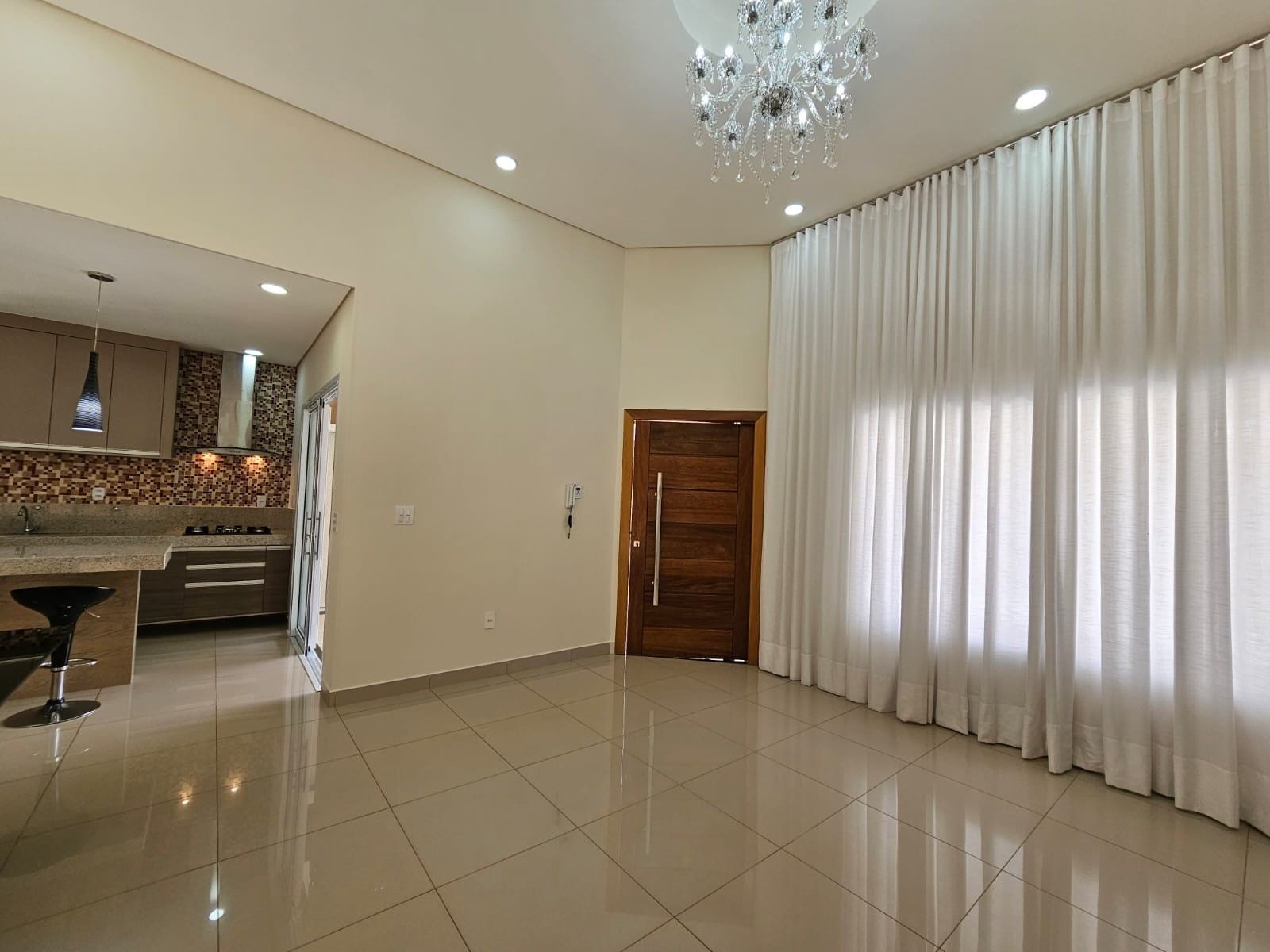Casa à venda e aluguel com 3 quartos, 170m² - Foto 31
